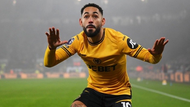 Ảnh Cunha ăn mừng bàn thắng trong màu áo Wolves, thể hiện phong độ ấn tượng thu hút sự chú ý của MU
