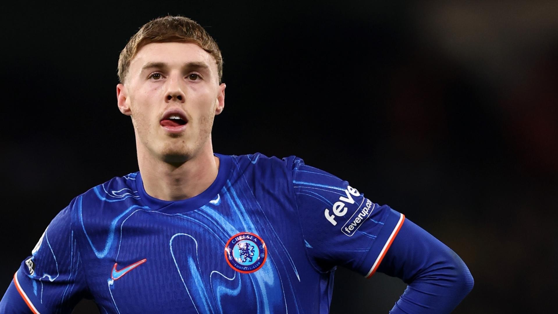 Cole Palmer, ngôi sao của Chelsea, có giá trị chuyển nhượng vượt trội so với toàn bộ đội hình của Djurgarden, cho thấy sự khác biệt lớn về tiềm lực tài chính giữa hai đội bóng.