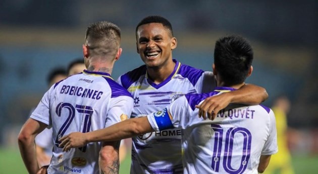 Daniel Passira được vinh danh là Cầu thủ xuất sắc nhất tháng 4 V.League, khẳng định vị thế ngoại binh hàng đầu của Hà Nội FC.