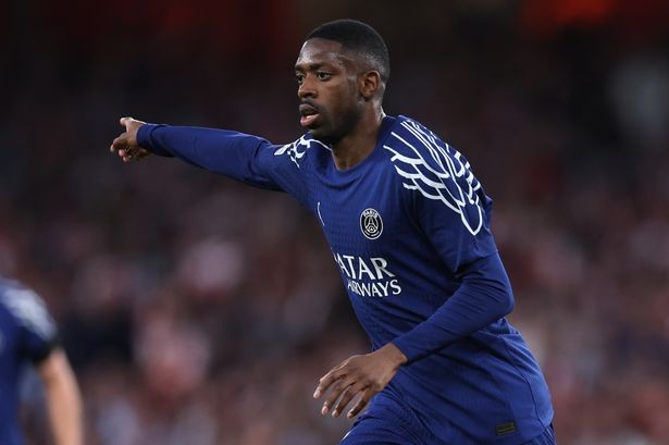Dembele ăn mừng bàn thắng cho PSG