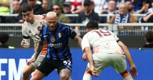 Federico Dimarco trong một trận đấu của Inter Milan, thể hiện vai trò quan trọng của anh trong đội hình.