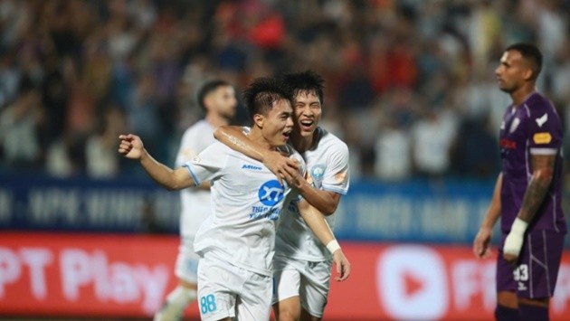 Hà Nội FC được vinh danh là Đội bóng xuất sắc nhất tháng Tư của V.League 2024/2025