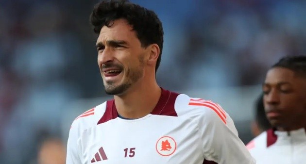 Hummels có thể tái xuất sân cỏ trong màu áo Dortmund.