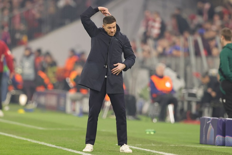 Ancelotti và Xabi Alonso - Hai vị chiến lược gia, một người đối mặt với án sa thải tại Real Madrid, người kia là ứng viên sáng giá để kế nhiệm.