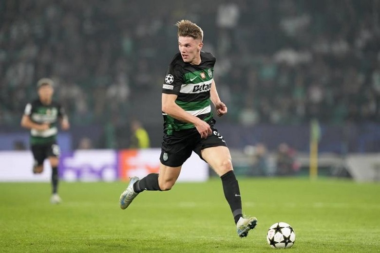 Tiền đạo Viktor Gyokeres trong màu áo Sporting Lisbon, mục tiêu chuyển nhượng của Arsenal và Manchester United