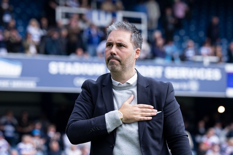 HLV Marti Cifuentes trong thời gian dẫn dắt câu lạc bộ QPR tại giải hạng Nhất Anh.