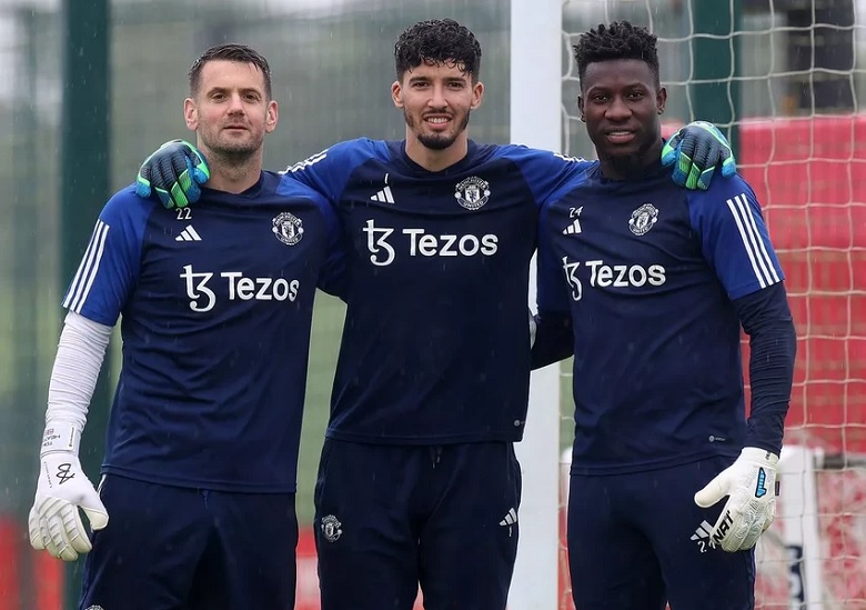 Thủ môn Tom Heaton, lựa chọn số ba trong khung gỗ của Manchester United.