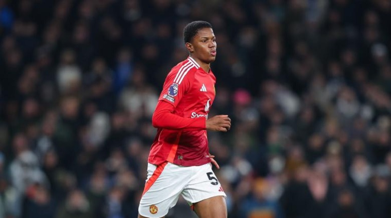 Cầu thủ trẻ tiềm năng của Manchester United sẵn sàng ra sân tại Ngoại hạng Anh