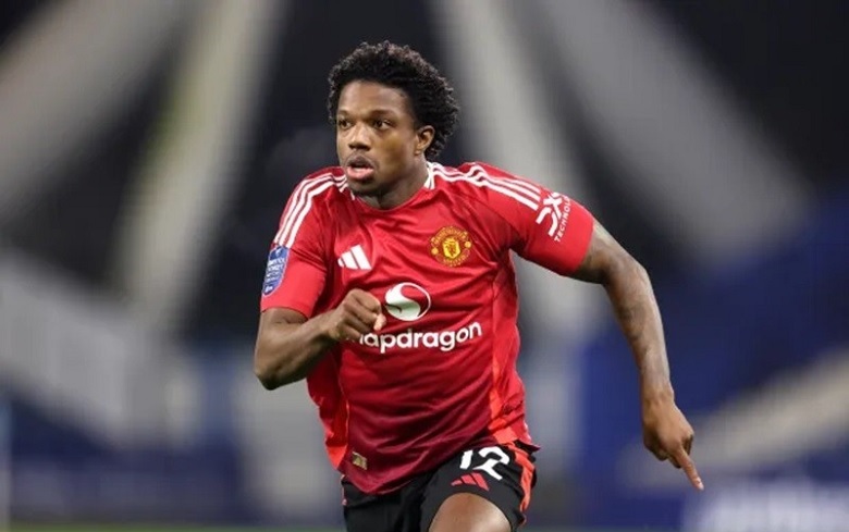 Hậu vệ Tyrell Malacia trong màu áo Manchester United, người sắp chuyển đến Eyupspor theo dạng cho mượn.
