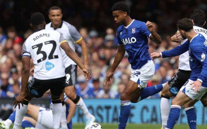 Tổng quan trận đấu Ipswich vs Sheffield United vào ngày 13 tháng 9