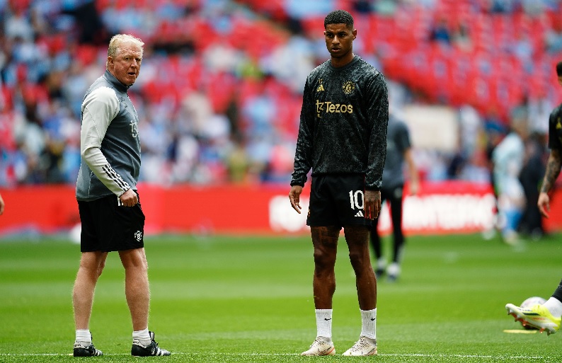 Marcus Rashford chăm chỉ tập luyện tại Carrington, sẵn sàng trở lại đội hình Manchester United