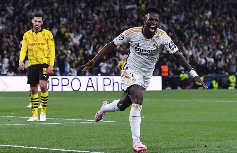 Vinicius Jr. cân nhắc tương lai tại Real Madrid trước lời mời gọi từ Saudi Arabia