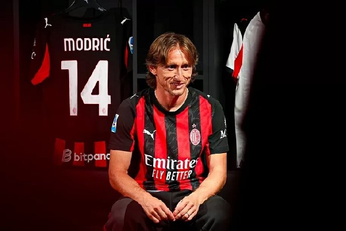 luka-modric-chinh-thuc-gia-nhap-ac-milan_1752543548.jpg