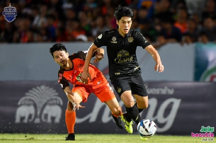 nhan-dinh-soi-keo-buriram-united-vs-pt-prachuap-19h00-ngay-12-9-dang-cap-doi-dau-bang_1757611454.jpg