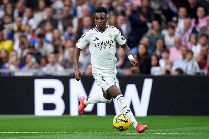 vinicius-di-vao-lich-su-real-madrid_1743901986.jpg