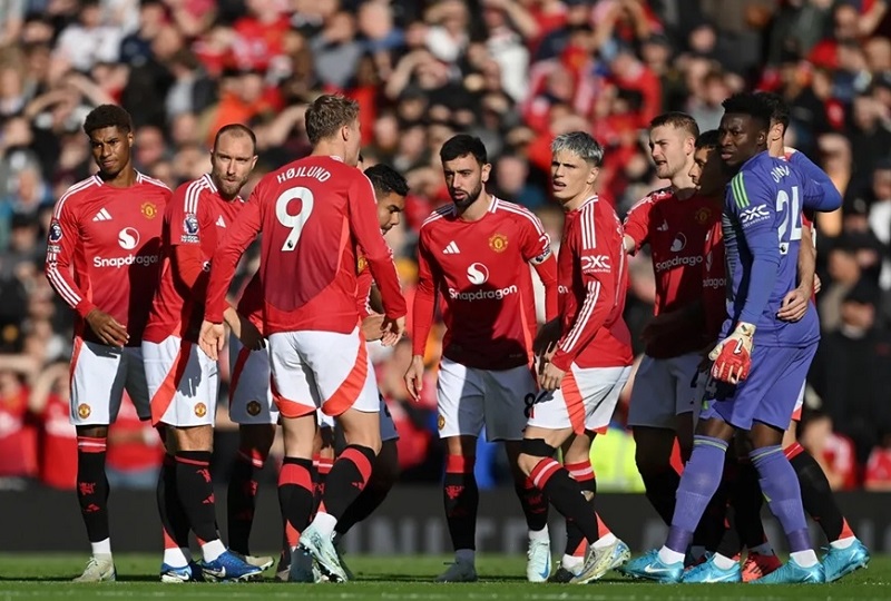 Sir Jim Ratcliffe phát biểu về tình hình tài chính bết bát của Manchester United